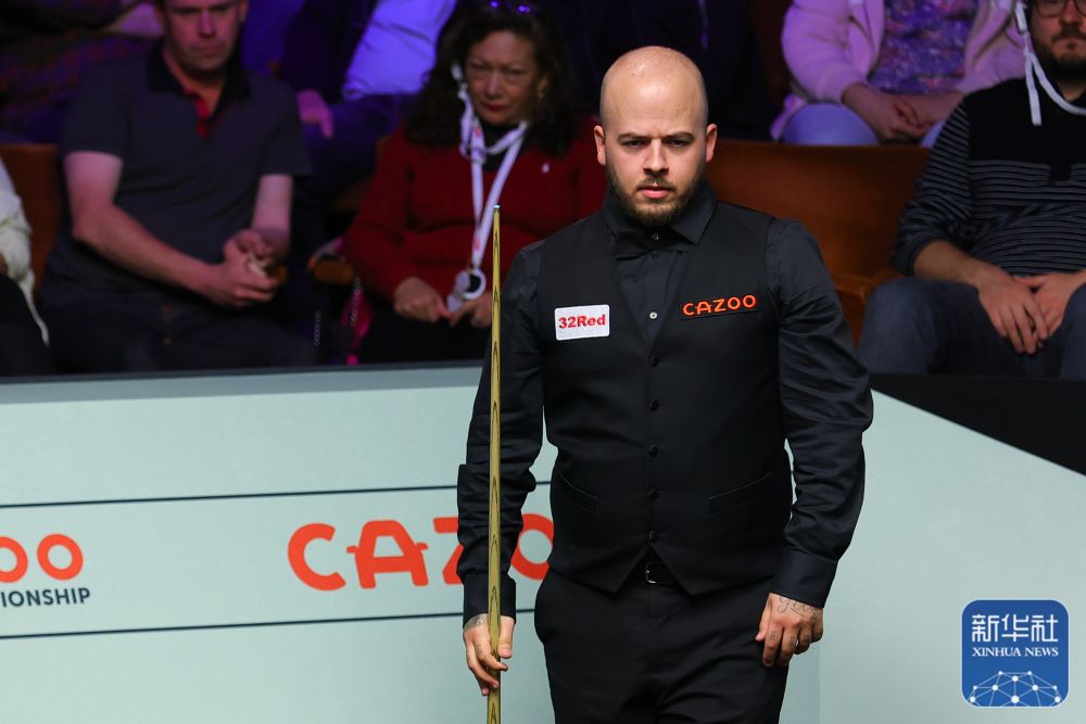 与西班牙的 与西班牙的